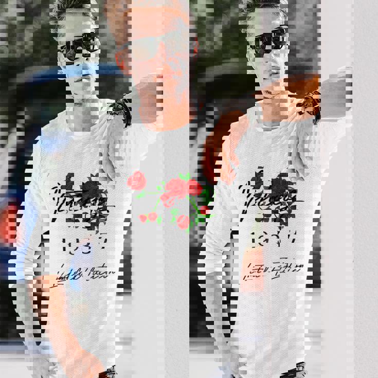 ヴィンテージ 89歳の誕生日 デコレーション ヴィンテージ 1937 89歳 長袖Tシャツ 彼への贈り物