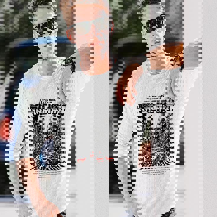 ヴィンテージ 香港 ストリート シーン 赤 タクシー 九龍 Hkg アジア 長袖Tシャツ 彼への贈り物