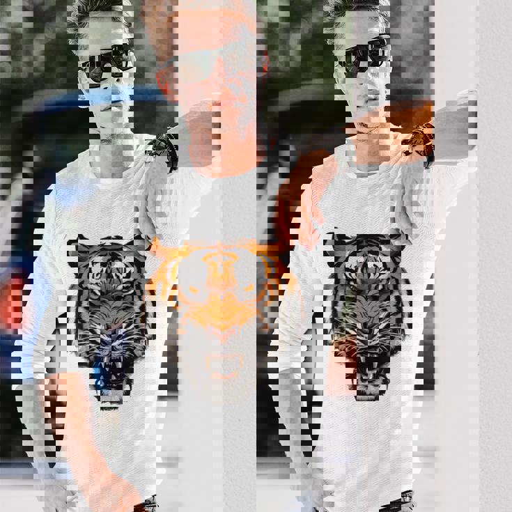 虎の肖像画 虎の恋人 野生動物 森の恋人 長袖Tシャツ 彼への贈り物