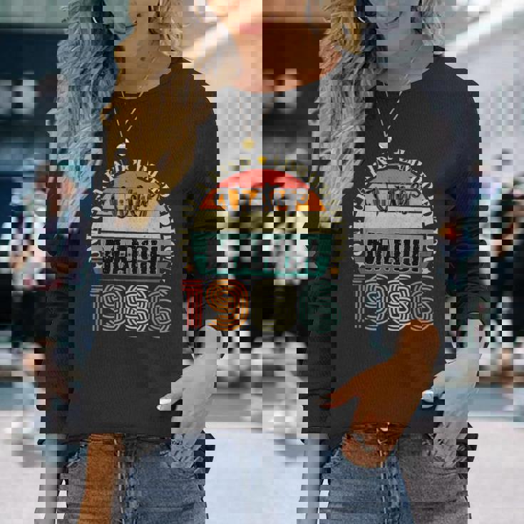 38歳 ヴィンテージ 1986年3月 38歳の誕生日 レトロ 長袖Tシャツ 彼女への贈り物