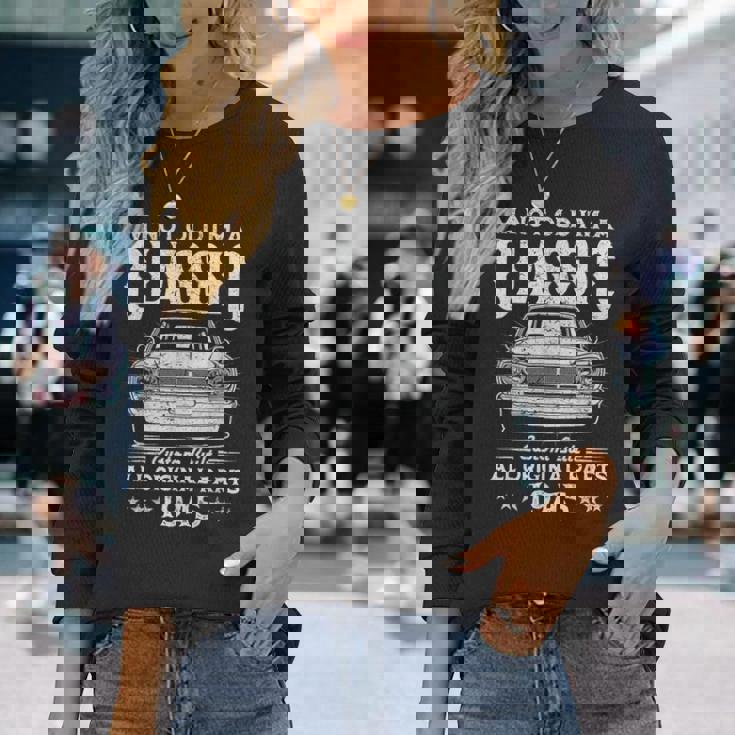 81 歳のギフト ヴィンテージ クラシック カー 1945 81 歳の誕生日 長袖Tシャツ 彼女への贈り物