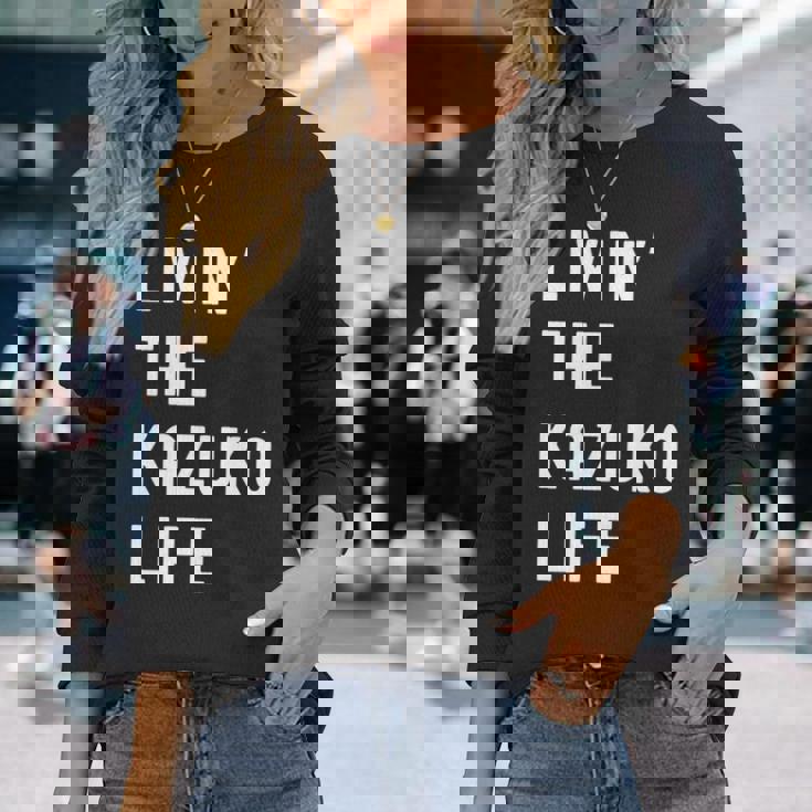 Kazuko の人生を生きている Kazuko 長袖tシャツ 長袖Tシャツ 彼女への贈り物