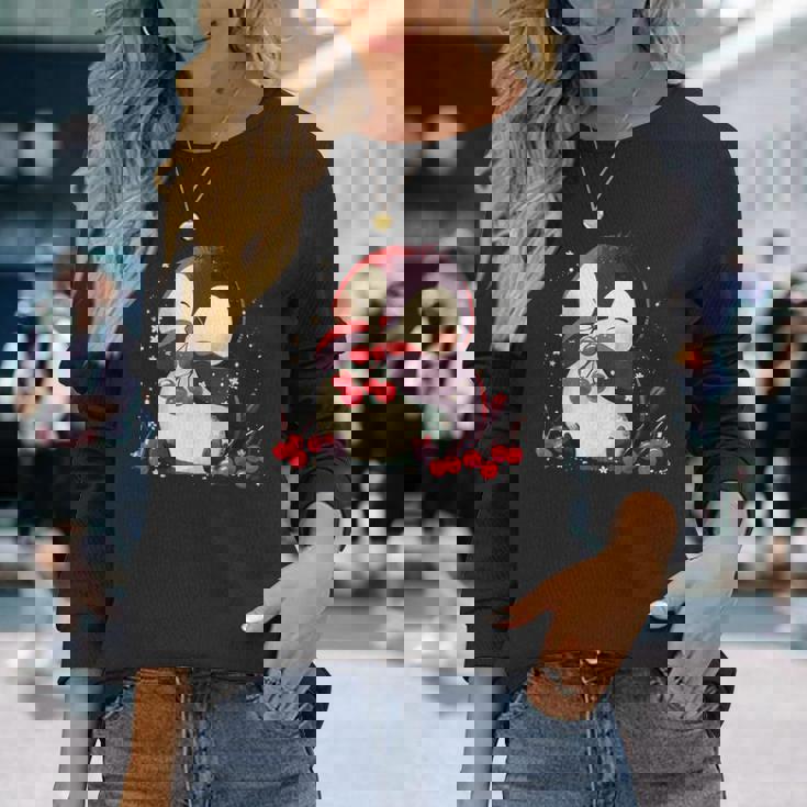 さくらんぼペンギン かわいい チェリー フルーツ アートワーク ペンギン好き 長袖Tシャツ 彼女への贈り物