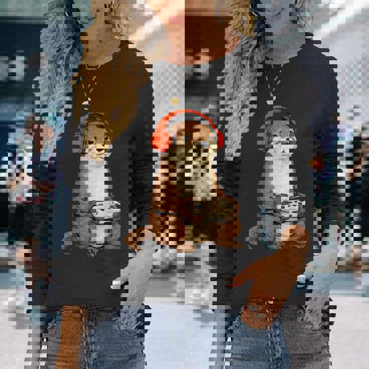 カワイイ カワウソ ゲーム アニメ レトロ 日本の芸術作品 ゲーマー 面白い 長袖Tシャツ 彼女への贈り物