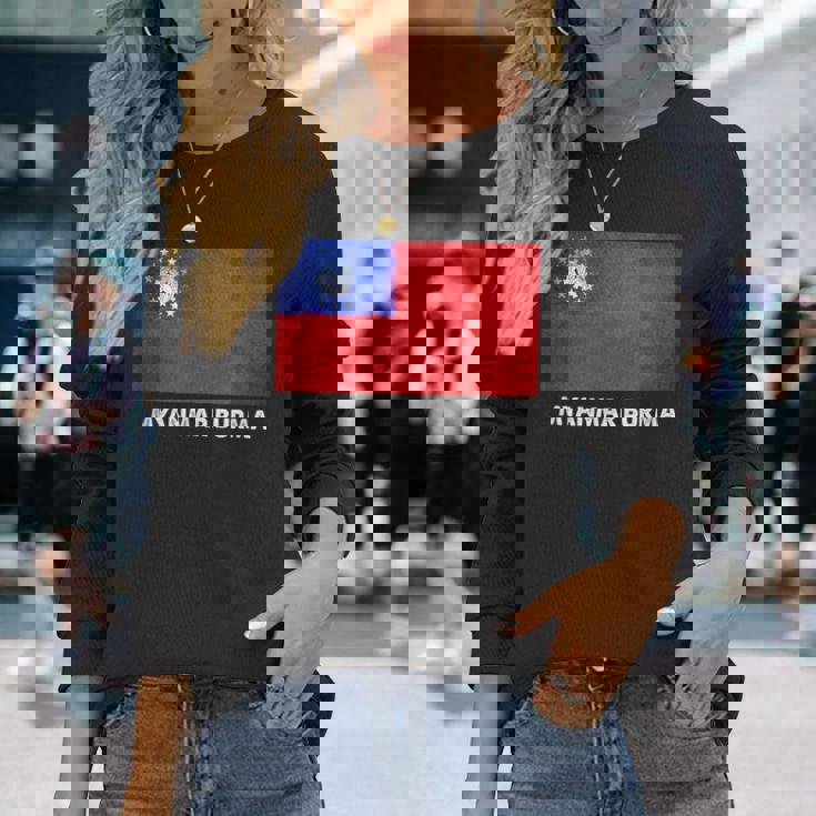 ビルマのミャンマー国旗 長袖Tシャツ 彼女への贈り物