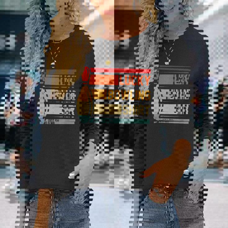 ラッキーボーリングシャツ おもしろボーリングトーナメントボウラーヴィンテージ 長袖Tシャツ 彼女への贈り物