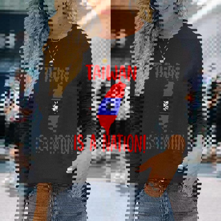 台湾は国です！ 中国を止めろ！ 長袖tシャツ 長袖Tシャツ 彼女への贈り物