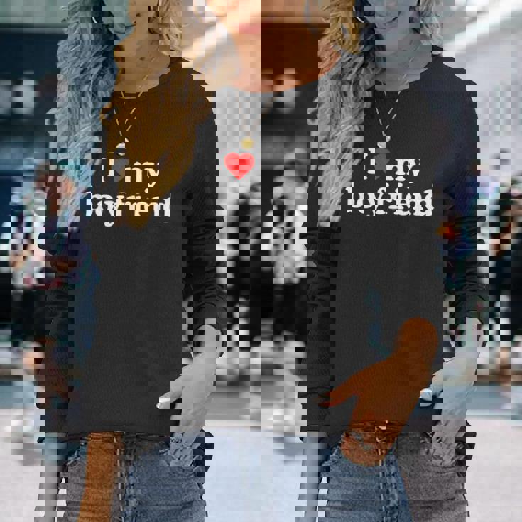 彼氏を愛してる I Love My Boyfriend 長袖Tシャツ 彼女への贈り物