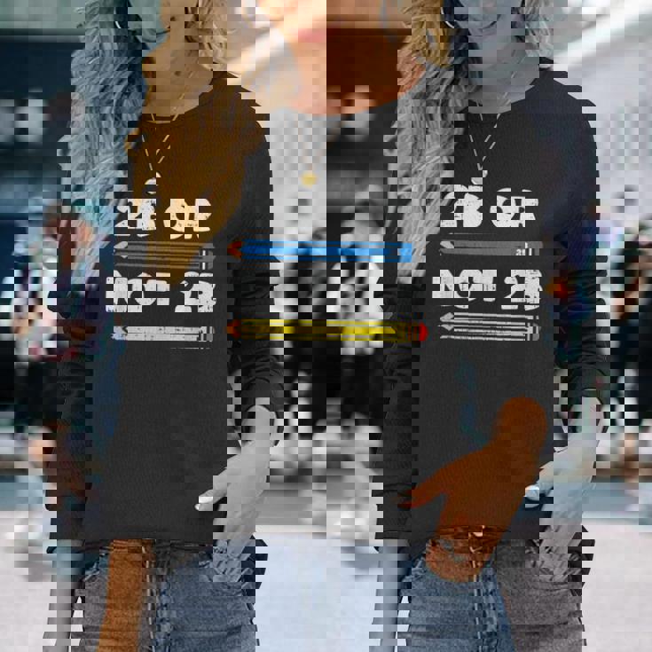 愉快なシェイクスピアの引用句、文学、2Bまたはnot 2B 長袖Tシャツ 彼女への贈り物