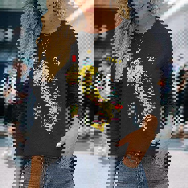 手描きのイタリア地図 観光地 長袖Tシャツ 彼女への贈り物