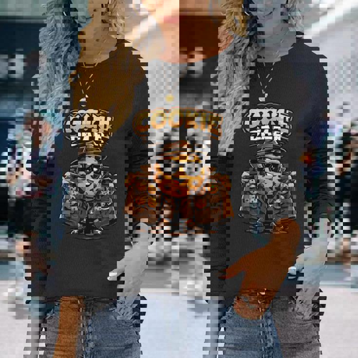 面白くて愛らしいクッキーディーラーかわいい漫画のパン屋 長袖Tシャツ 彼女への贈り物