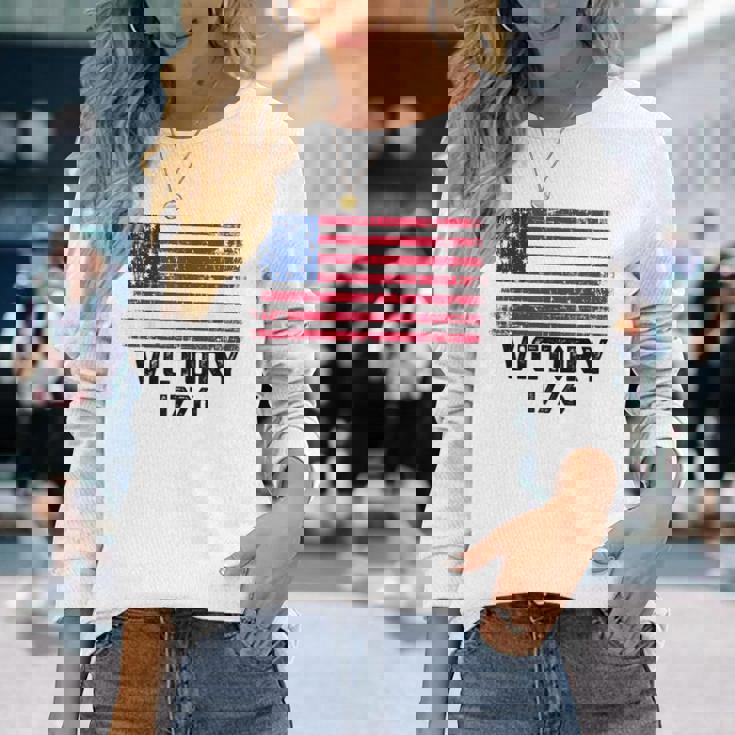 Victory 1776 愛国的 ベッツィー・ロス アメリカ国旗 星13個 長袖Tシャツ 彼女への贈り物