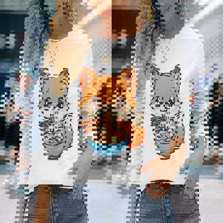 かわいいキツネを食べるラーメンかわいい動物アート 長袖Tシャツ 彼女への贈り物