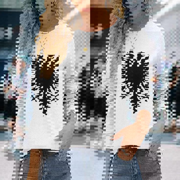 アルバニア国旗 アルバニア バルカン アルバニア国旗 アルバニア国旗 アルバニア国旗 長袖Tシャツ 彼女への贈り物