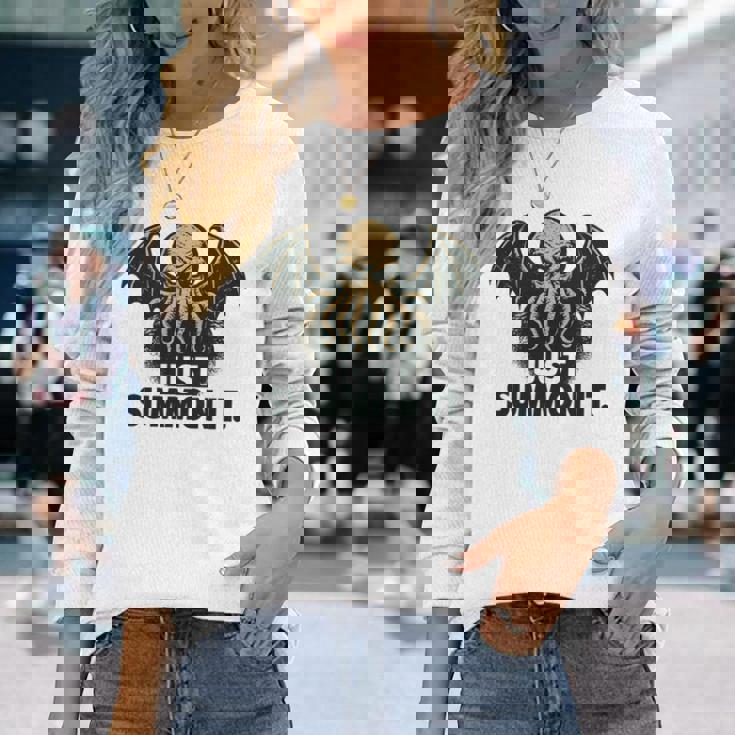 クトゥルフ、ただ召喚するだけ、面白い宇宙ホラークトゥルフカルト。 長袖tシャツ 長袖Tシャツ 彼女への贈り物