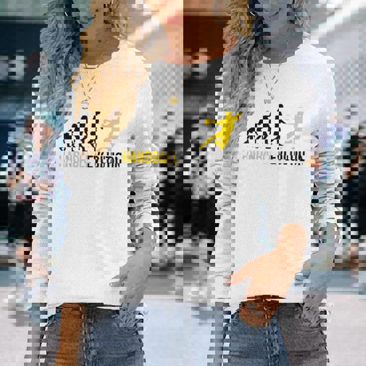ハンドボール選手の進化ハンドボール 長袖Tシャツ 彼女への贈り物
