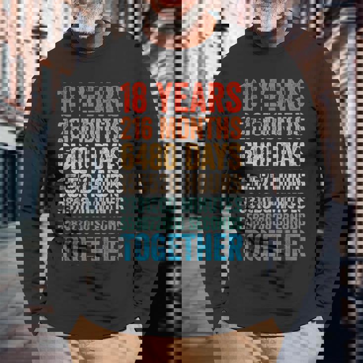 18年目の記念日 彼 彼女 カップル 18回目の結婚 長袖Tシャツ 高齢者への贈り物