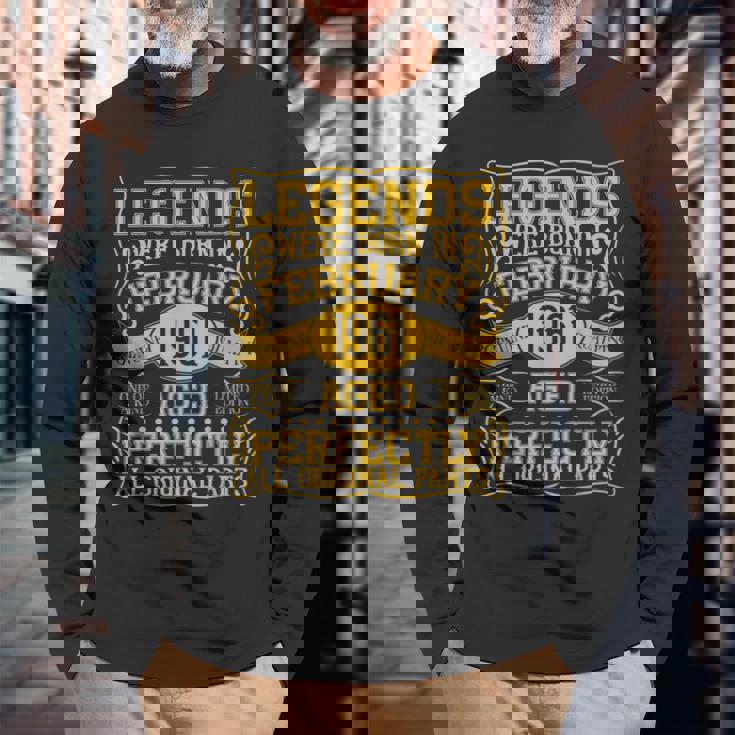 55歳の誕生日伝説は1961年2月に誕生しました。 長袖Tシャツ 高齢者への贈り物