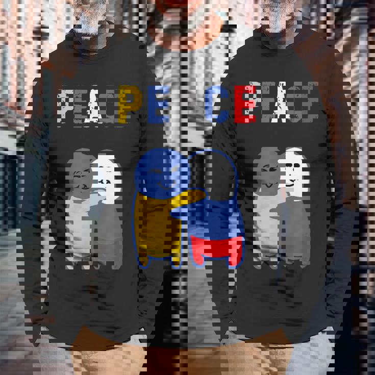 ウクライナロシア平和ウクライナノーウォー。 長袖Tシャツ 高齢者への贈り物