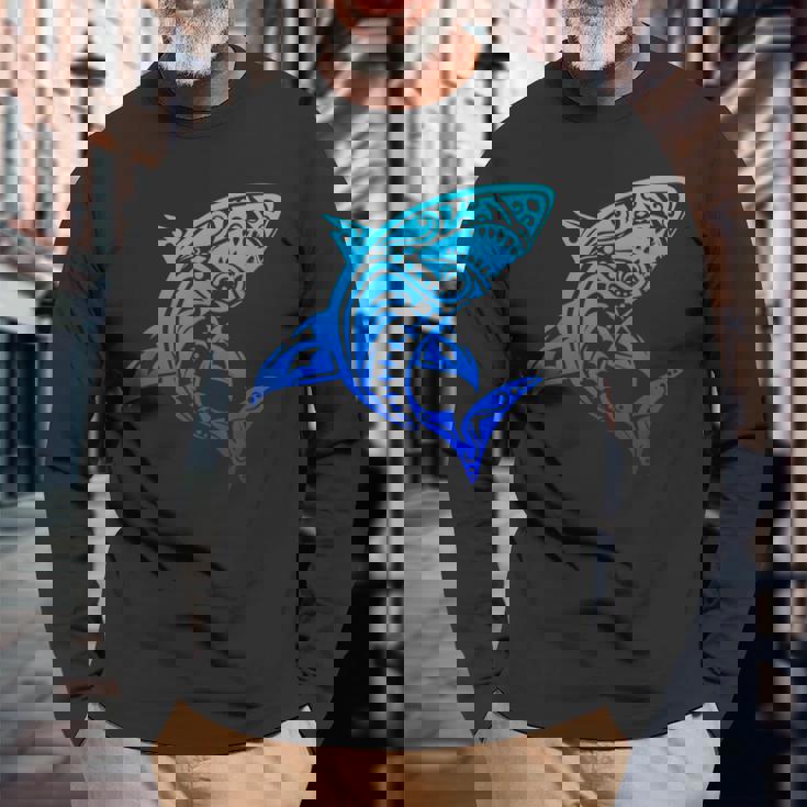 ハワイアン トライバル シャーク ポリネシアン タトゥースタイル バケーション 長袖Tシャツ 高齢者への贈り物