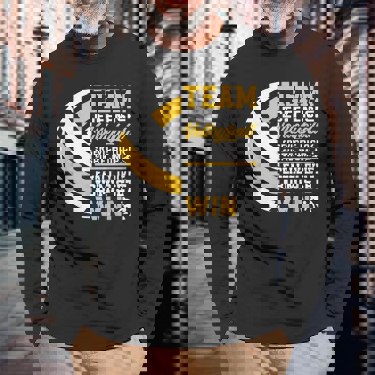 バレーボールチーム 長袖Tシャツ 高齢者への贈り物