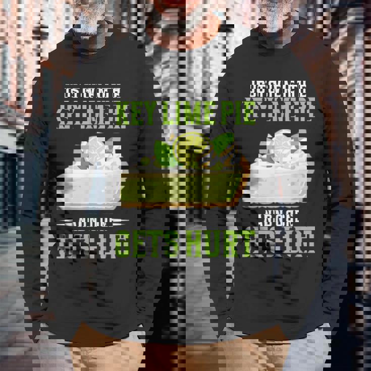 ベーカリーパイ デザート Give Me Baker Food Lover Key ライムパイ 長袖Tシャツ 高齢者への贈り物