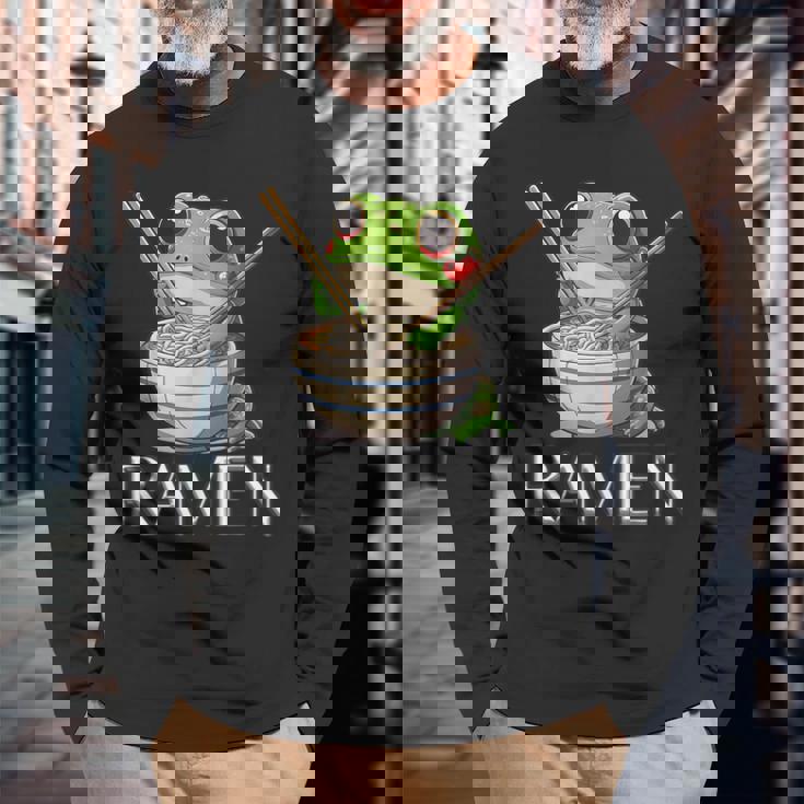 ラーメンを食べるカエルの麺 カワイイ 美的 日本アニメ 長袖Tシャツ 高齢者への贈り物