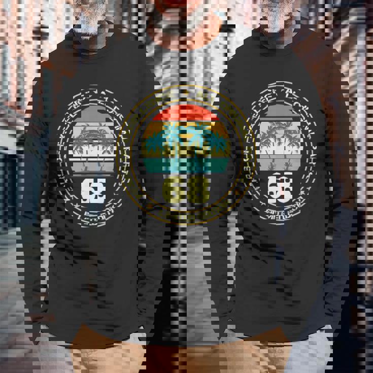 ヴィンテージ 68歳の誕生日のデコレーション 男性用 68歳の誕生日 長袖Tシャツ 高齢者への贈り物