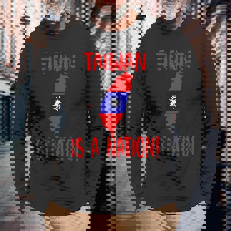 台湾は国です！ 中国を止めろ！ 長袖tシャツ 長袖Tシャツ 高齢者への贈り物