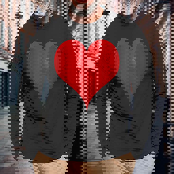 大きな赤いハート 長袖Tシャツ 高齢者への贈り物