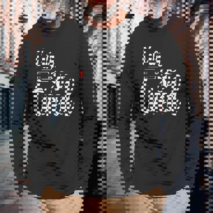 子育て とても疲れました 長袖Tシャツ 高齢者への贈り物