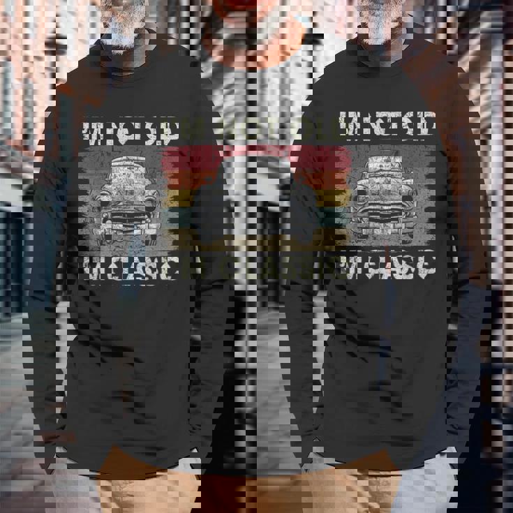 私は年をとっていない私はクラシックで面白い車好きの男性お父さんパパおじいちゃん 長袖Tシャツ 高齢者への贈り物