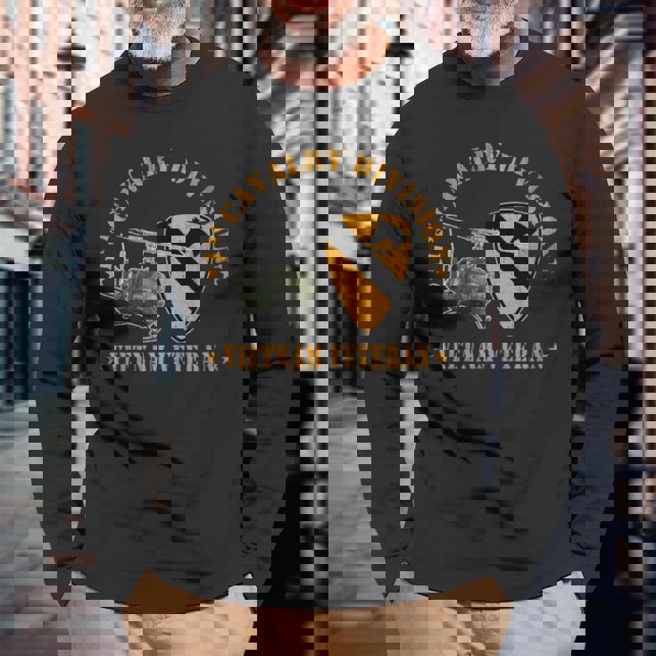 第1空騎兵師団 ベトナム 退役軍人 Uh1 ガンシップパパ 長袖tシャツ 長袖Tシャツ 高齢者への贈り物