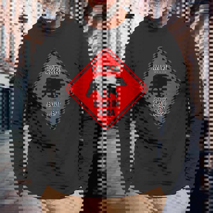 赤い警告標識 クマのエリア標識 長袖Tシャツ 高齢者への贈り物