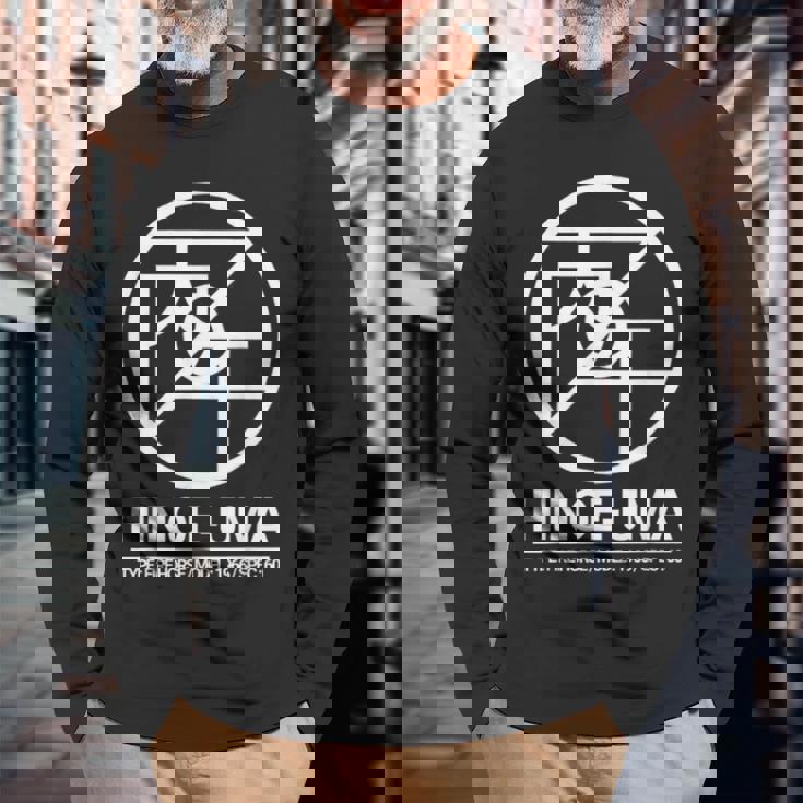 還暦祝い 1966年生まれ Hinoe Uma おしゃれ な モード系 ストリート デザイン 60歳 丙午 長袖Tシャツ 高齢者への贈り物