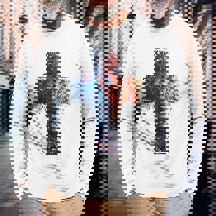 ユダのライオン、イエス・キリストの十字架、キリスト教信仰のグラフィック。 長袖Tシャツ 高齢者への贈り物