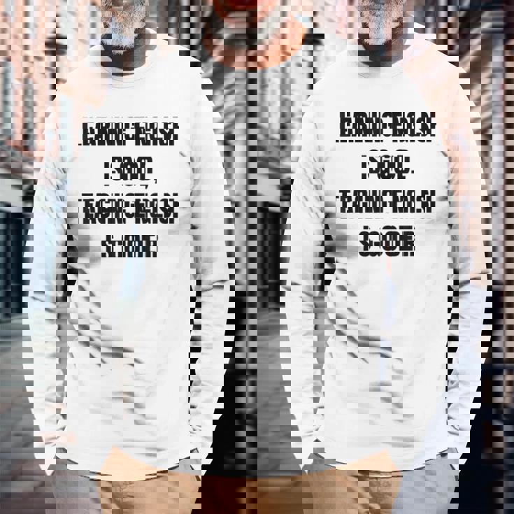 ヴィンテージの退職英語教師、面白い英語教師 長袖Tシャツ 高齢者への贈り物