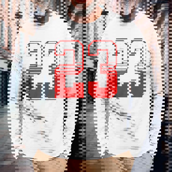 白赤番号 23 スポーツチーム 長袖Tシャツ 高齢者への贈り物