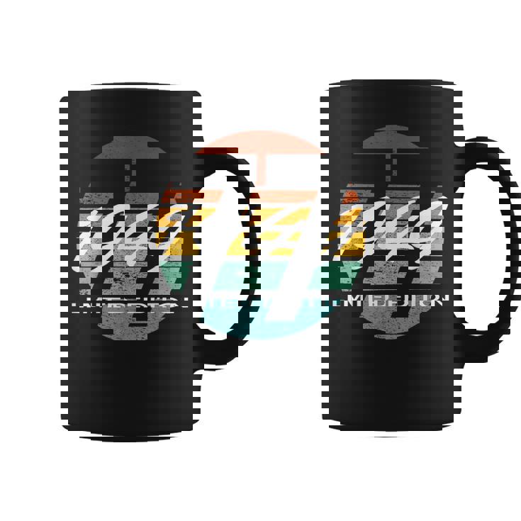 77 歳の誕生日男性女性 77 歳 1949 面白いギフト コーヒーマグ