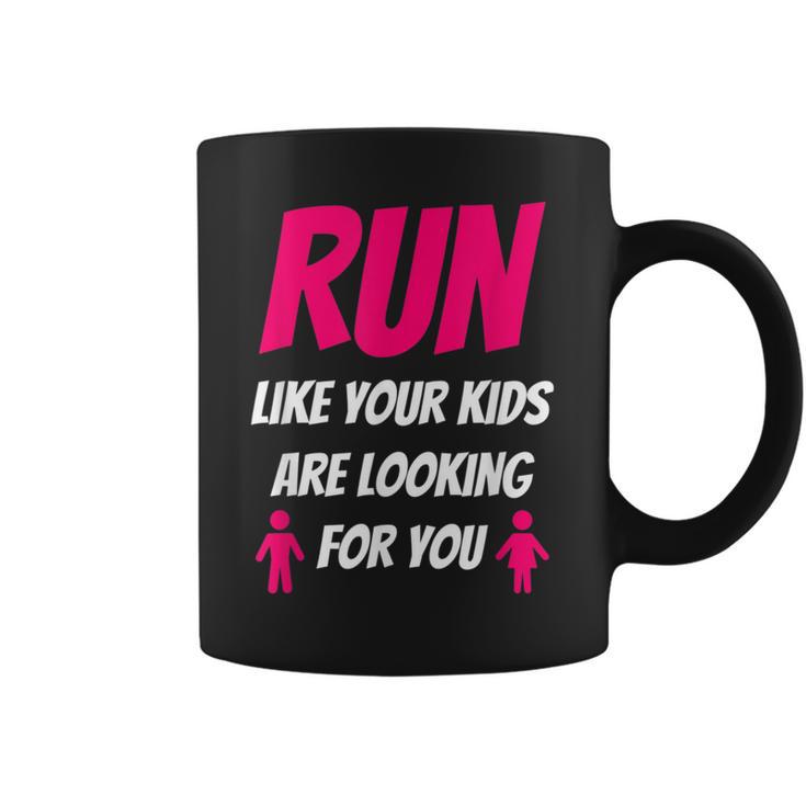 Family New Dad Run Commeios Enfantsous Cherchaient Tasse