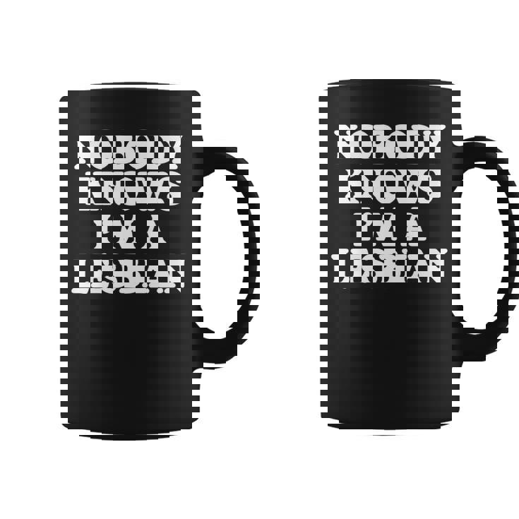 Nobody Knows I'm A Lesbian Gay Lgbtq ユーモア プライド 月 長袖tシャツ コーヒーマグ