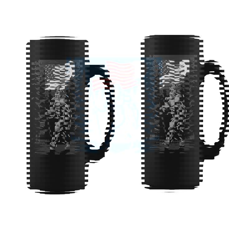 ビッグフット サスカッチ アメリカ国旗 愛国的 7月4日 アメリカ コーヒーマグ
