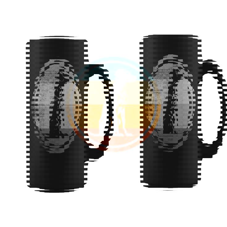 レトロなビンテージ デザインのワイマラナー犬 コーヒーマグ