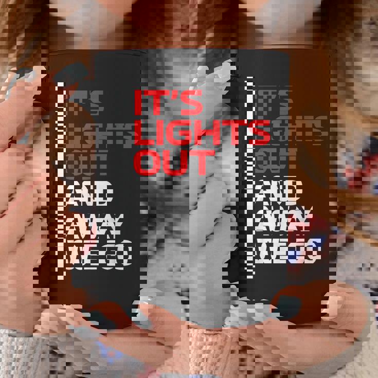 It's Lights Out And Away We Go Race Weekモータースポーツレーシング コーヒーマグ 面白い贈り物