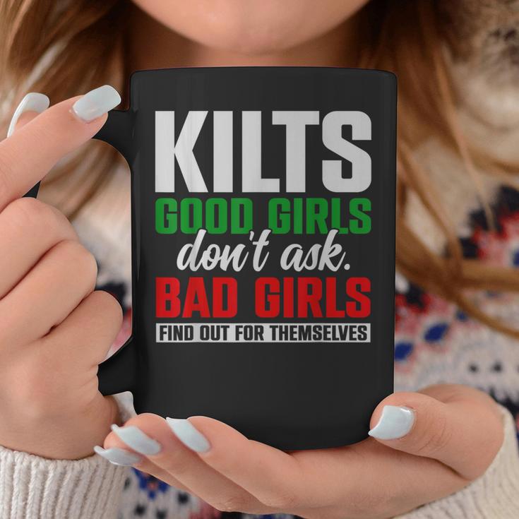 Las Chicas Buenas No Le Preguntan A Las Chicas Malas Taza de café Regalos divertidos
