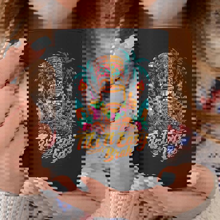 Tiki It Easy Brah トロピカル ティキ パーティー アイランド フィエスタ コーヒーマグ 面白い贈り物