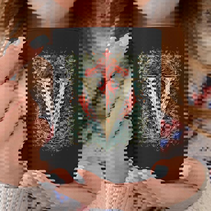 V文字 アルファベット ヴィンテージ モノグラム イニシャル 名前 コーヒーマグ 面白い贈り物