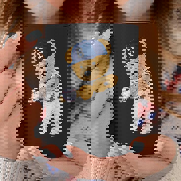 かわいいテディベア野球ヒッター。 コーヒーマグ 面白い贈り物
