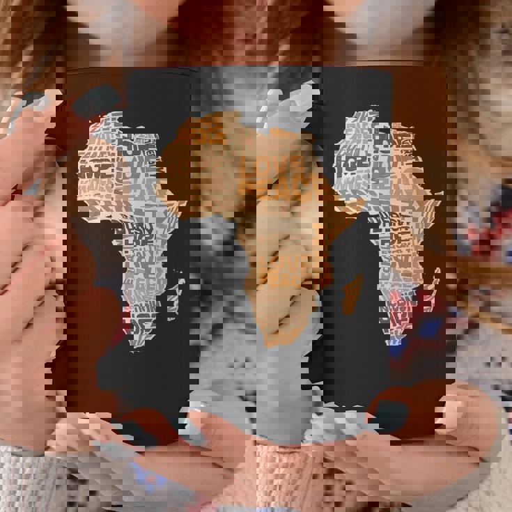 アフリカの平等パターン メラニン 肌色 アフリカ地図 コーヒーマグ 面白い贈り物