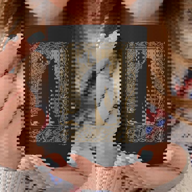 アールヌーボー、オーブリー・ビアズリー、ル・モルト・ダルサー、ギネヴィア 長袖tシャツ コーヒーマグ 面白い贈り物